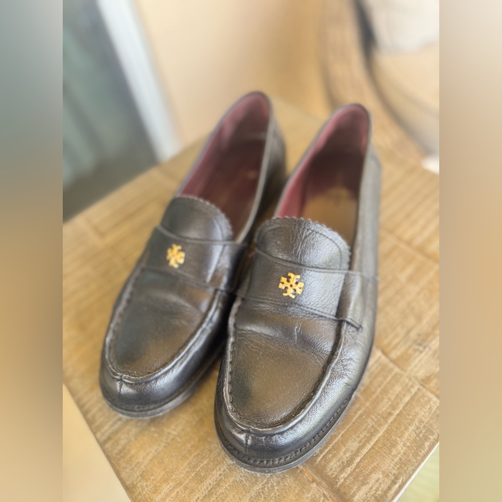 Tory Burch CLASSIC LOAFER size 9 - Picture 3 of 9